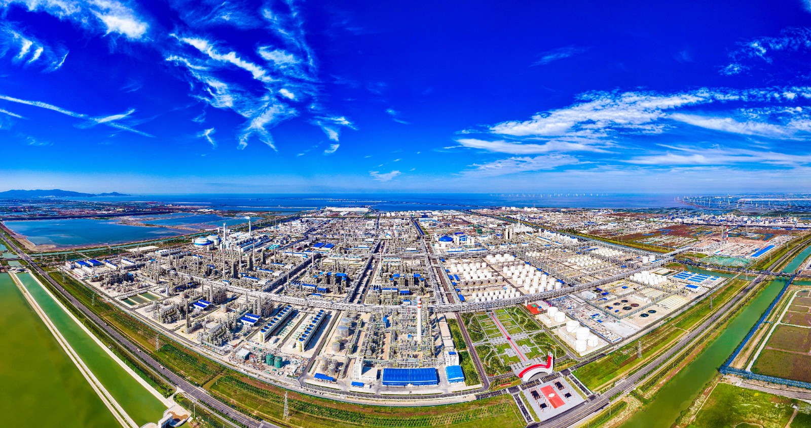 1731380506785051.jpg 盛虹石化產業園大景.jpg